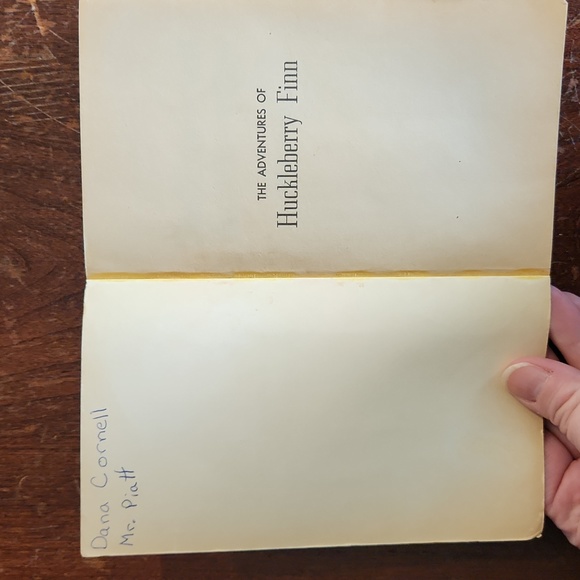 Vintage The Adventures of Huckleberry Finn Book - Picture 2 of 7
